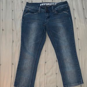 Hydraulic Jean Capris!